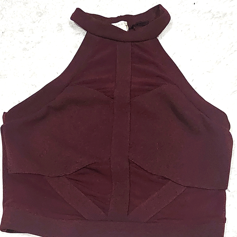 Small burgundy crop tops. Bozzolo.